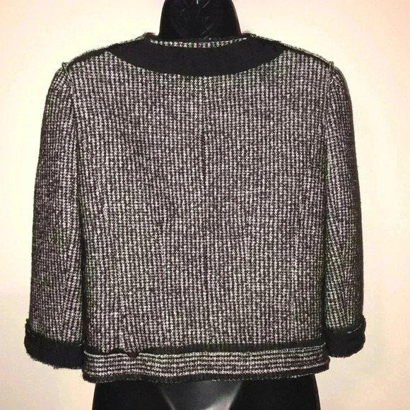 Ann Taylor Tweed Jacket With Flower—WO1 - Picture 4 of 5